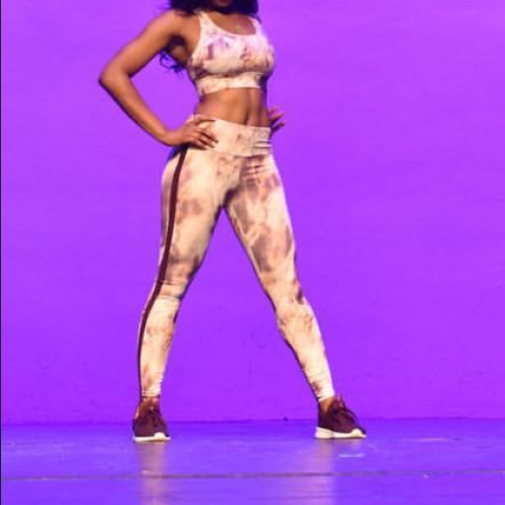 2-piece Athletic Fit